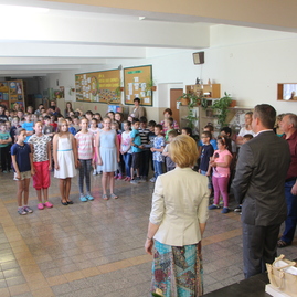 Pred koncom školského roka využijú  nové učebné pomôcky od tsk aj žiaci deviatich zš púchovskej doliny - IMG_8731