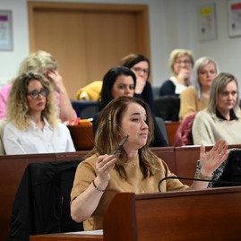 Zväčšiť fotografiu - Opäť je tu súťaž vráťme knihy do škôl - Pracovné stretnutie s CPP Trenčín_11