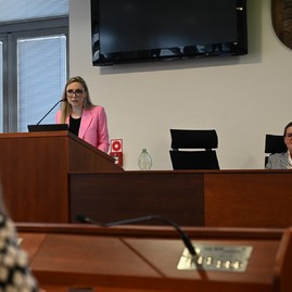Zväčšiť fotografiu - Opäť je tu súťaž vráťme knihy do škôl - Pracovné stretnutie s CPP Trenčín_18