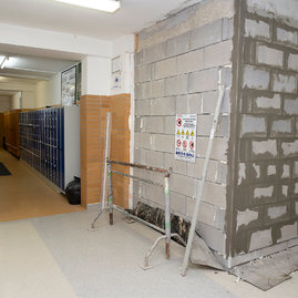 Zväčšiť fotografiu - Prievidzské gymnázium odstraňuje bariéry - 20210908_TSK__224w