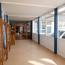 Zväčšiť fotografiu - Prievidzské gymnázium odstraňuje bariéry - 20210908_TSK__234w