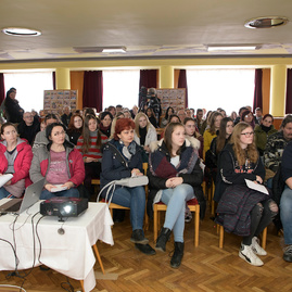 Prvá stredná zdravotnícka škola na hornej nitre bude sídliť v prievidzi, na deň otvorených dverí prilákala desiatky budúcich praktických sestier - 20190214_BOJNICE_DOD_SZ_015w