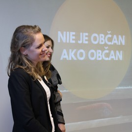 Prvé spoločné školenie koordinátorov župných stredných škôl zapojených do participatívnych rozpočtov oživil praktický workshop - IMG_0024