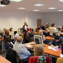 Prvé spoločné školenie koordinátorov župných stredných škôl zapojených do participatívnych rozpočtov oživil praktický workshop - IMG_0041