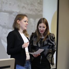 Prvé spoločné školenie koordinátorov župných stredných škôl zapojených do participatívnych rozpočtov oživil praktický workshop - IMG_0047