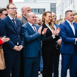 Zväčšiť fotografiu - Regionálna hokejová akadémia v trenčíne ponesie meno richarda pavlikovského