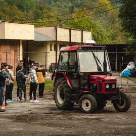 Zväčšiť fotografiu - Remeslo má zlaté dno aj v trenčianskom kraji - TSK_SOŠ Pruské_strecha_intrák-65