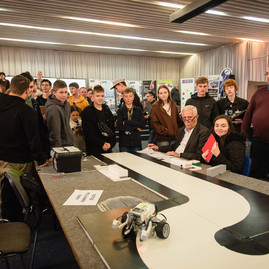 Zväčšiť fotografiu - Robotika nie je tabu ani pre dievčatá - TSK_TRD_2023_mini-22