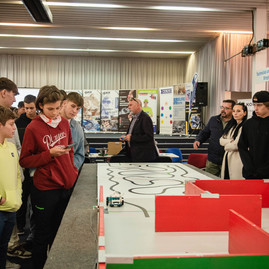Zväčšiť fotografiu - Robotika nie je tabu ani pre dievčatá - TSK_TRD_2023_mini-58