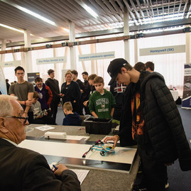 Zväčšiť fotografiu - Robotika nie je tabu ani pre dievčatá - TSK_TRD_2023_mini-64
