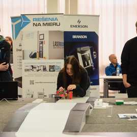 Zväčšiť fotografiu - Robotika nie je tabu ani pre dievčatá - TSK_TRD_2023_mini-69
