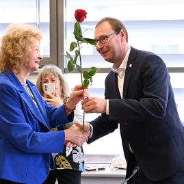 Zväčšiť fotografiu - Seminár akadémie tretieho veku prilákal na župu takmer stovku seniorov - DSC_3354