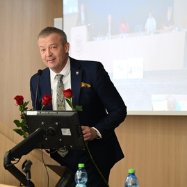 Zväčšiť fotografiu - Seniori na univerzite potvrdzujú, že chuť vzdelávať sa nemá vekové hranice