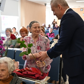 Zväčšiť fotografiu - Seniori na univerzite potvrdzujú, že chuť vzdelávať sa nemá vekové hranice