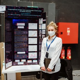 Zväčšiť fotografiu - Šikovní vedci rastú aj v trenčianskom kraji - REGENERON ISEF_Lucia CENGELOVA