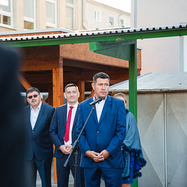 Zväčšiť fotografiu - Školský rok otvorili vo vynovených školách - TSK_Partizánske_GYM_SOŠ (11 of 73)