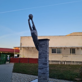 Zväčšiť fotografiu - Soche prinavrátili staronový význam - 20220119_155444