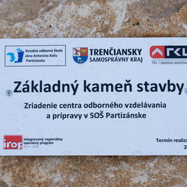 Zväčšiť fotografiu - Soš j. a. baťu v partizánskom bude mať moderné dielne pre strojárske odbory - 20230310_TSK_047w