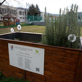 Zväčšiť fotografiu - Soš j. a. baťu v partizánskom bude mať moderné dielne pre strojárske odbory - 20230310_TSK_057w