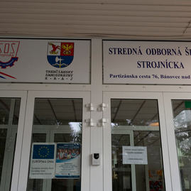 Zväčšiť fotografiu - Soš strojnícka v bánovciach nad bebravou bude mať nové dielne - 20230118_TSK_146w