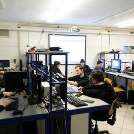 Zväčšiť fotografiu - Spojená škola v púchove sa rozrastie o odborné pracoviská - 20230118_TSK_038w