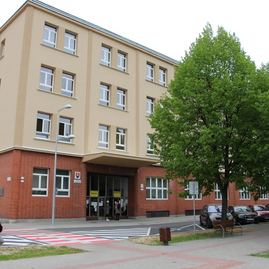 Stredná odborná škola v partizánskom sa premenuje na počesť zakladateľa mesta - sos_PE