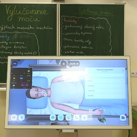 Zväčšiť fotografiu - Stredná zdravotnícka škola v prievidzi pripravuje žiakov na reálnu prax s pomocou moderných technológií