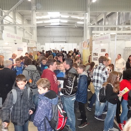 Stredoškolák a job forum 2014 - 11