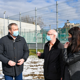 Zväčšiť fotografiu - Študenti gymnázia ľ. štúra v trenčíne sa stravujú vo vynovenej jedálni - DSC_0829