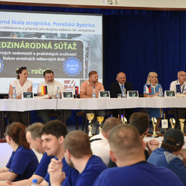 Zväčšiť fotografiu - Študenti novomestskej priemyslovky navštívili chorvátsku slavóniu