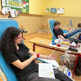 Zväčšiť fotografiu - Študenti oslávili valentína darovaním krvi - IMG_5182