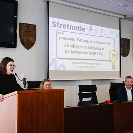Zväčšiť fotografiu - Študenti si zvolili nové predsedníctvo - TSK_krajsky_mladeznicky_parlament_mini (1 of 12)