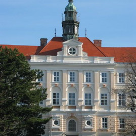 Študenti soš pruské navštívili rakúsko - 8.gymnasium--hollabrunn