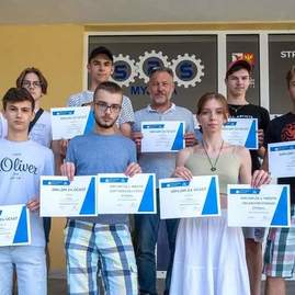 Zväčšiť fotografiu - Študenti z myjavy chcú dobyť svet, pomôžete im? - FB_IMG_1660411002493