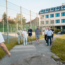 Zväčšiť fotografiu - Študentov gymnázia v trenčíne privíta vynovená školská jedáleň - TSK_kontrolny deň_-Gymnázium ĽŠ jedáleň (5)