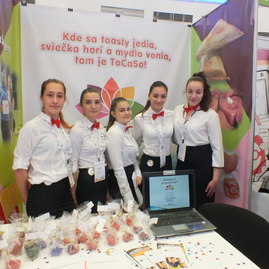 Študentské spoločnosti zo soš partizánske získali na veľtrhu podnikateľských talentov v košiciach až 3 ocenenia - DSCF2283