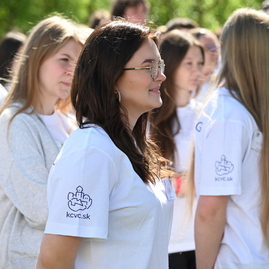 Zväčšiť fotografiu - Teambuilding mládežníckeho parlamentu spojil mladých lídrov z kraja