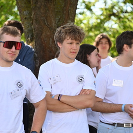 Zväčšiť fotografiu - Teambuilding mládežníckeho parlamentu spojil mladých lídrov z kraja