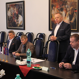 Tradícia jedinej školy sklárskeho zamerania na slovensku ostane aj naďalej zachovaná, pokračovať bude v púchove - IMG_0010