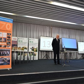 Zväčšiť fotografiu - Trenčiansky robotický deň s rekordným počtom škôl a robotov