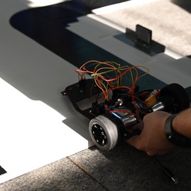 Zväčšiť fotografiu - Trenčiansky robotický deň s rekordným počtom škôl a robotov