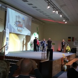 Tretí krát ocenenie top výrobok pre soš handlová! - Foto