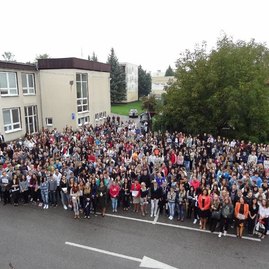 Úctyhodnú storočnicu existencie oslavuje v tomto roku až 5 župných stredných škôl, zagratulujte im spoločne s nami počas dod tsk 2019 - 05s