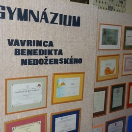 Úctyhodnú storočnicu existencie oslavuje v tomto roku až 5 župných stredných škôl, zagratulujte im spoločne s nami počas dod tsk 2019 - 07g
