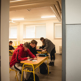 Zväčšiť fotografiu - Unikátna škola získala prezidentskú zelenú pečať - TSK_prezidentská pečať_SPŠ TN_mini-28