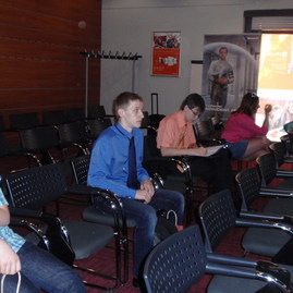 Úspech prváka z nového mesta nad váhom v súťaži office arena 2013 - Marek pred zacatim sutaze resize