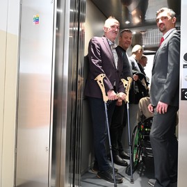 Zväčšiť fotografiu - Už aj tri novomestské župné školy sú pripravené vzdelávať deti s hendikepom