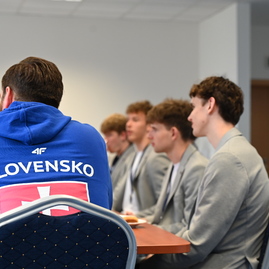 Zväčšiť fotografiu - V kraji nám vyrástla nová hokejová generácia