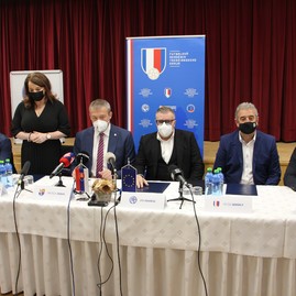 Zväčšiť fotografiu - V kraji vznikne prvá regionálna futbalová akadémia na slovensku - IMG_0013