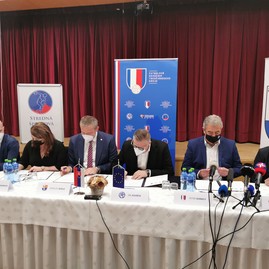 Zväčšiť fotografiu - V kraji vznikne prvá regionálna futbalová akadémia na slovensku - IMG_20210525_091541